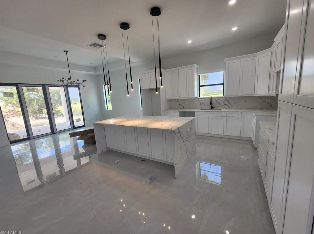 4156 54 Ave, Naples FL 34120-1530 exterior