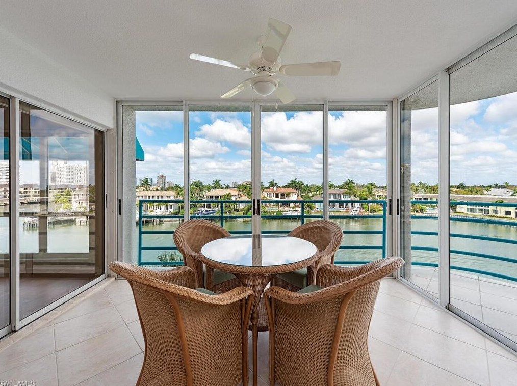 255 Park Shore Dr #3-342, Naples, FL 34103