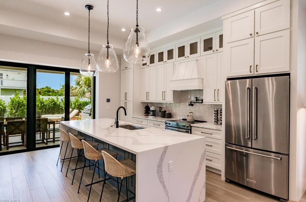 802 105th Ave S, Naples, FL 34108