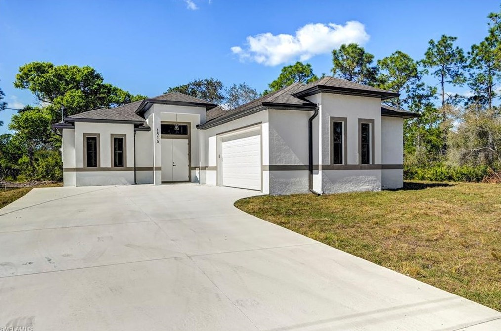 1515 Edison Ave, Lehigh Acres, FL
