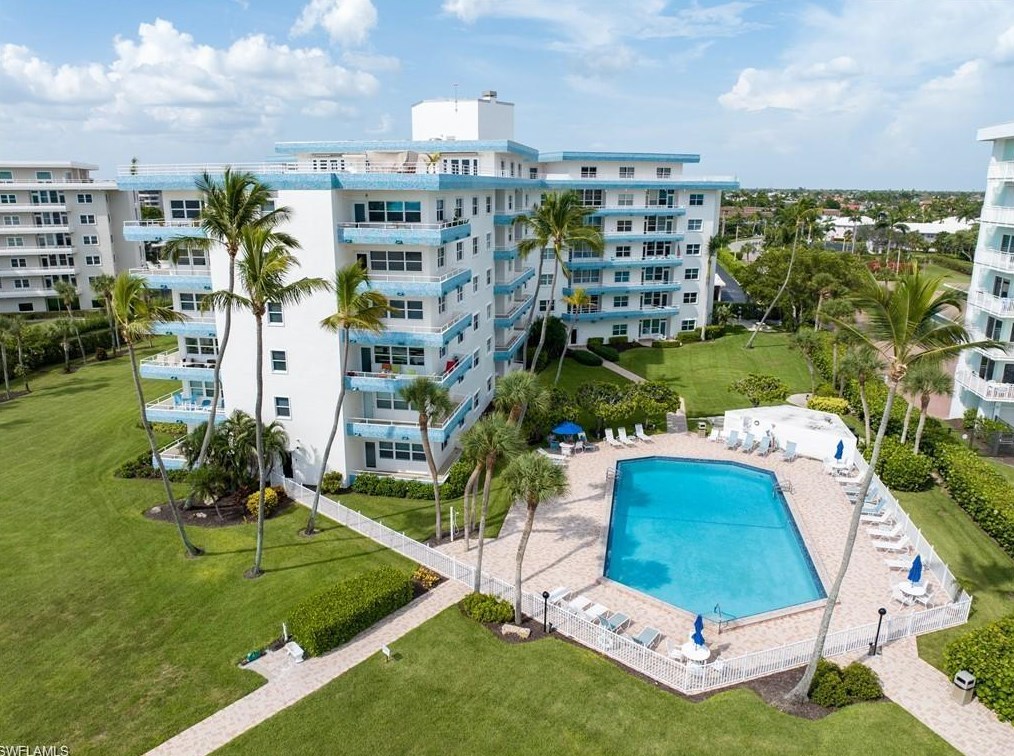 220 Seaview Ct #313, Marco Island, FL 34145
