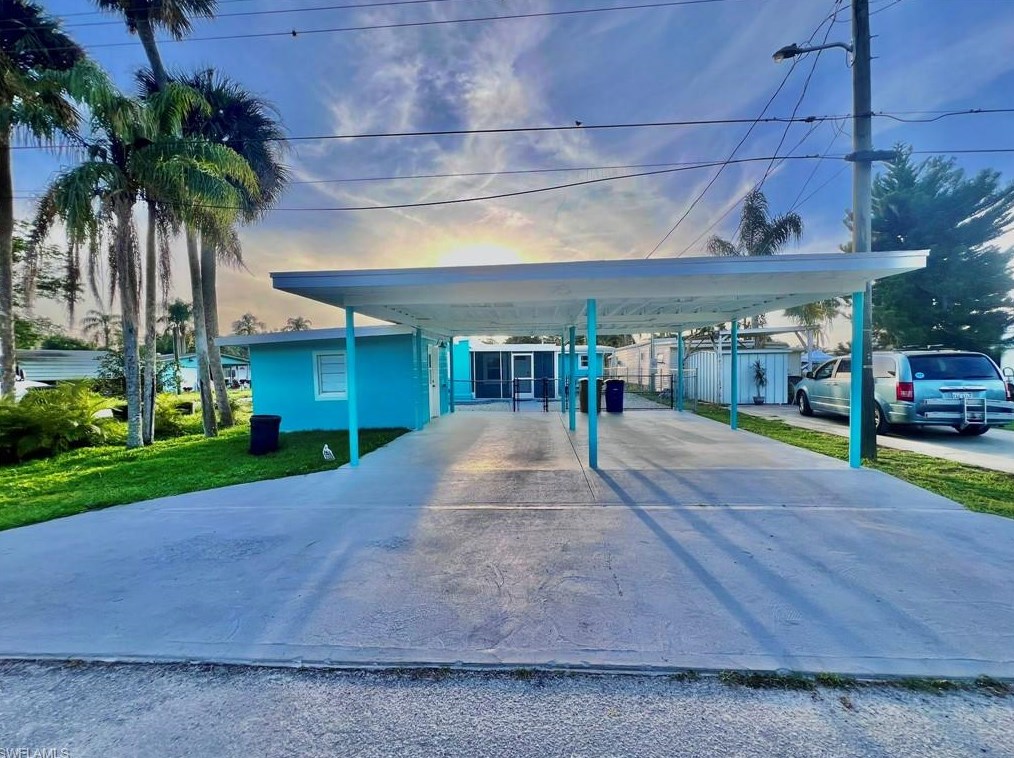 2239 Queen Anne Dr, Fort Myers, FL 33905-4731
