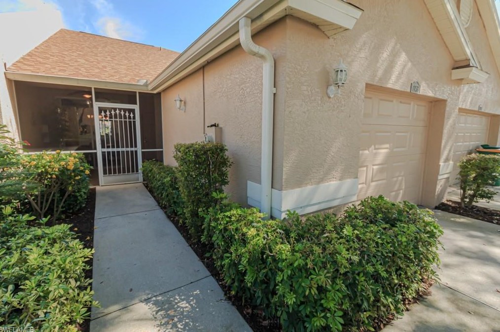 1753 Morning Sun Ln, Naples, FL 34119-3318