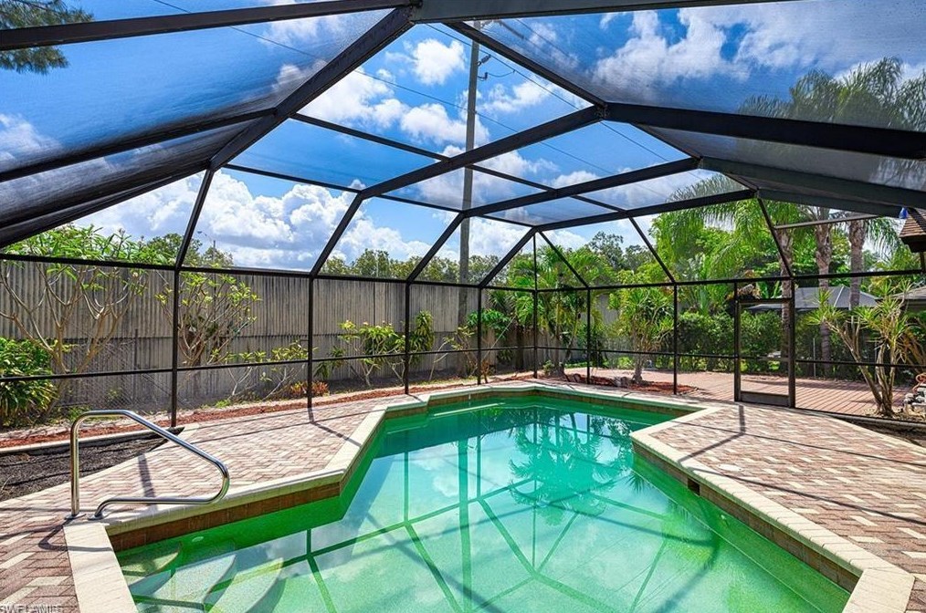 4553 Beechwood Lake Dr, Naples, FL 34112
