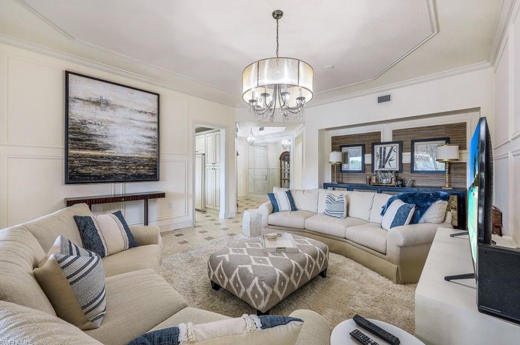 9225 Museo Cir #6-104, Naples, FL 34114