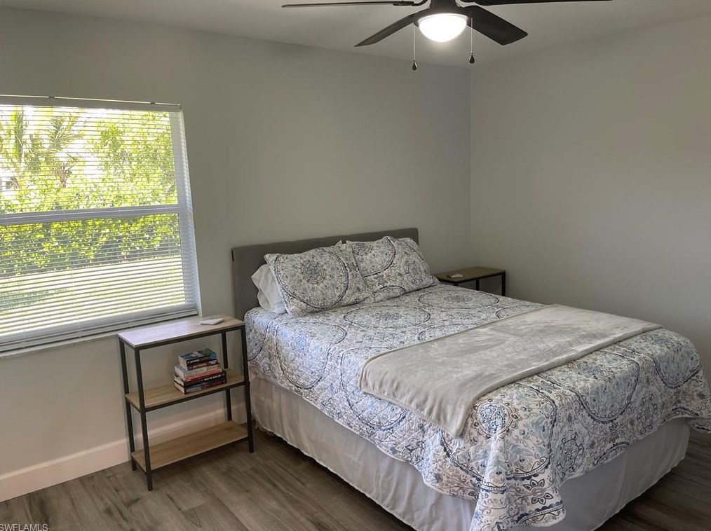 575 91 Ave, Naples FL 34108-2422 exterior