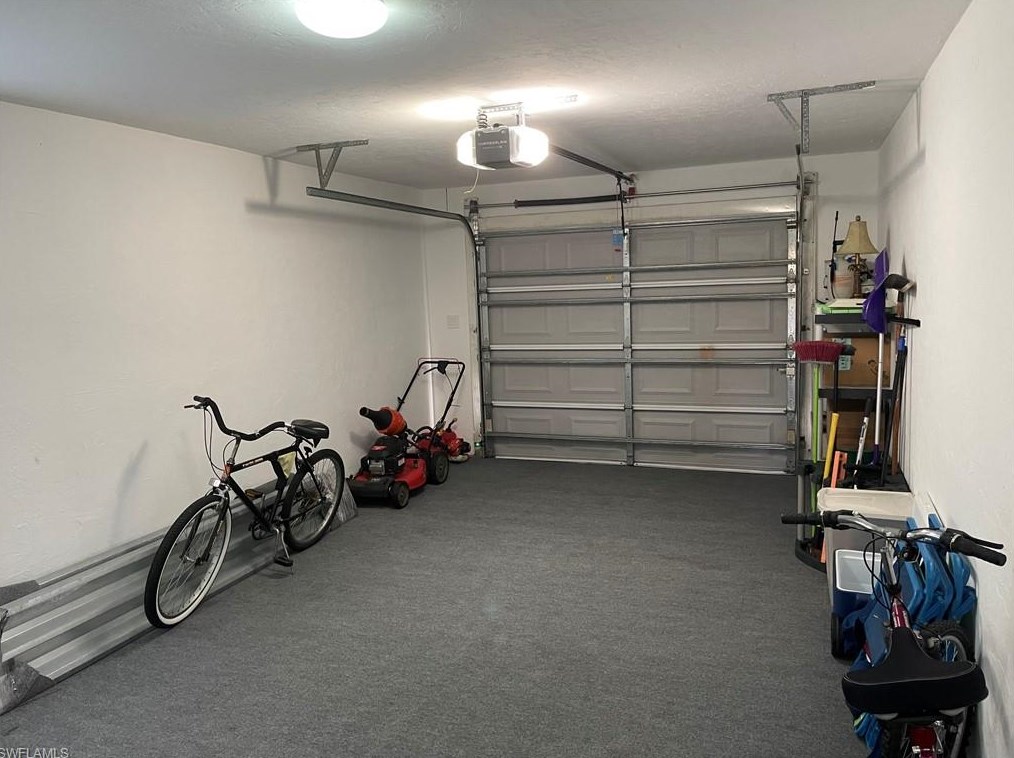 575 91 Ave, Naples FL 34108-2422 exterior