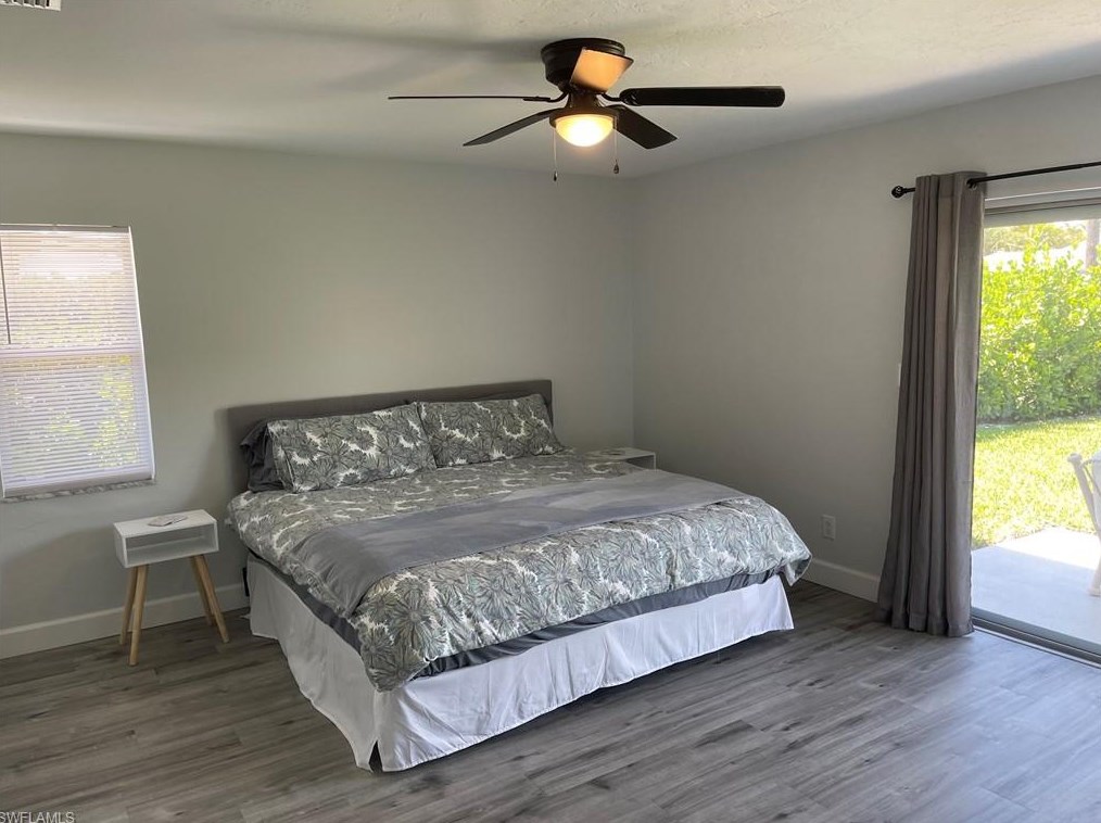 575 91 Ave, Naples FL 34108-2422 exterior