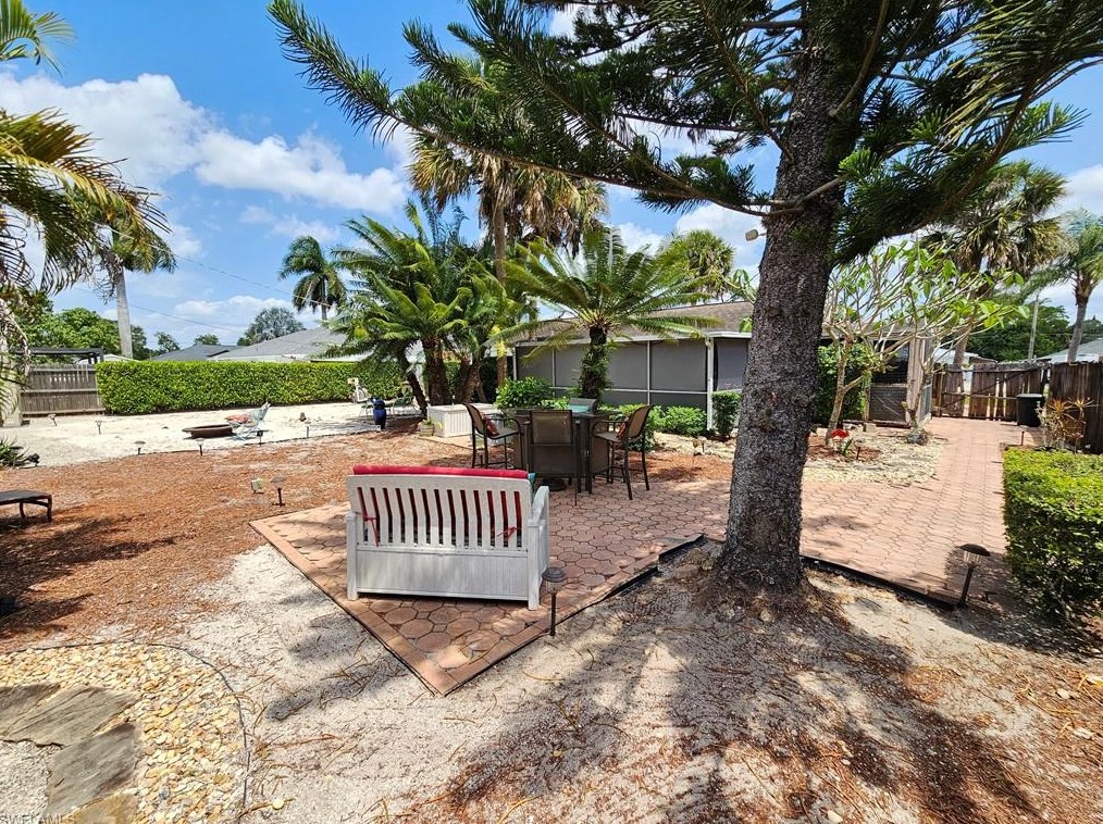 2971 41 St, Naples FL 34116-6563 exterior