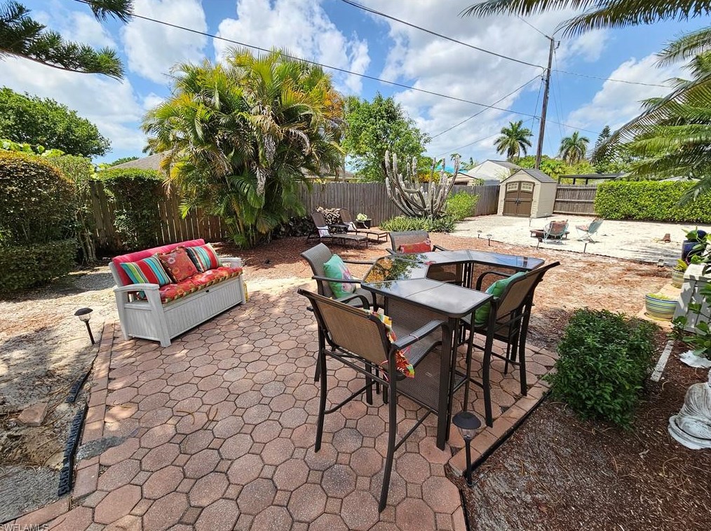 2971 41 St, Naples FL 34116-6563 exterior