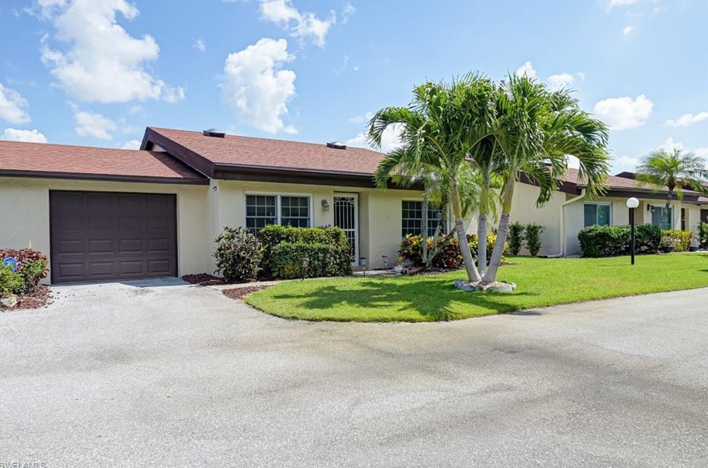 164 Cypress Way, Naples FL 34110-1245 exterior