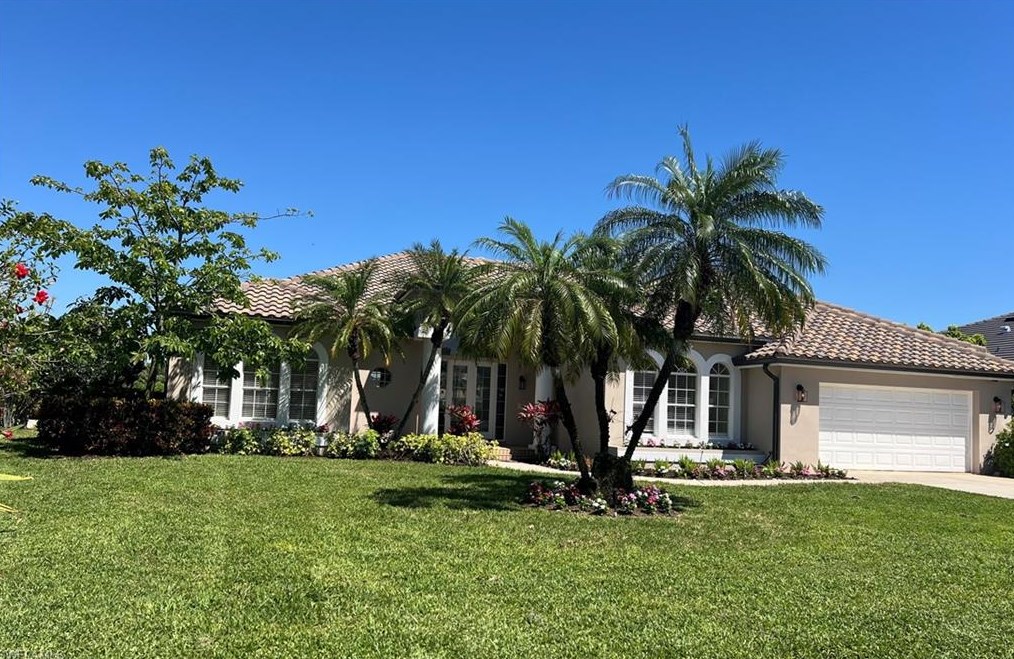 8857 Lely Island Cir, Naples, FL 34113-2609