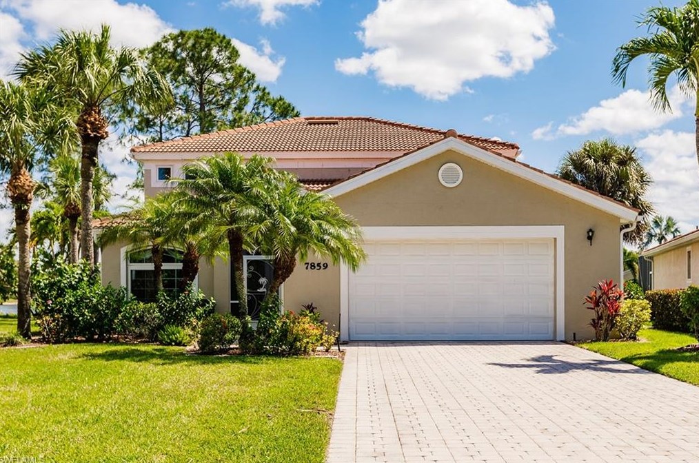 7859 Berkshire Pines Dr, Naples, FL 34104-7442