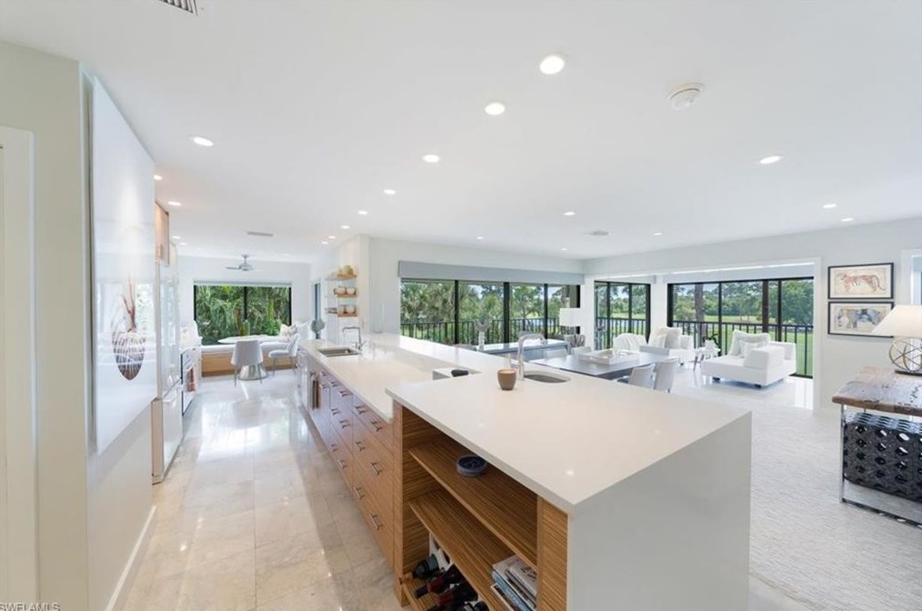 1231 Wildwood Ln, Naples, FL 34105-3237