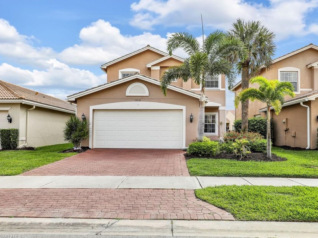 11131 Yellow Poplar Dr, Fort Myers, FL 33913-8885