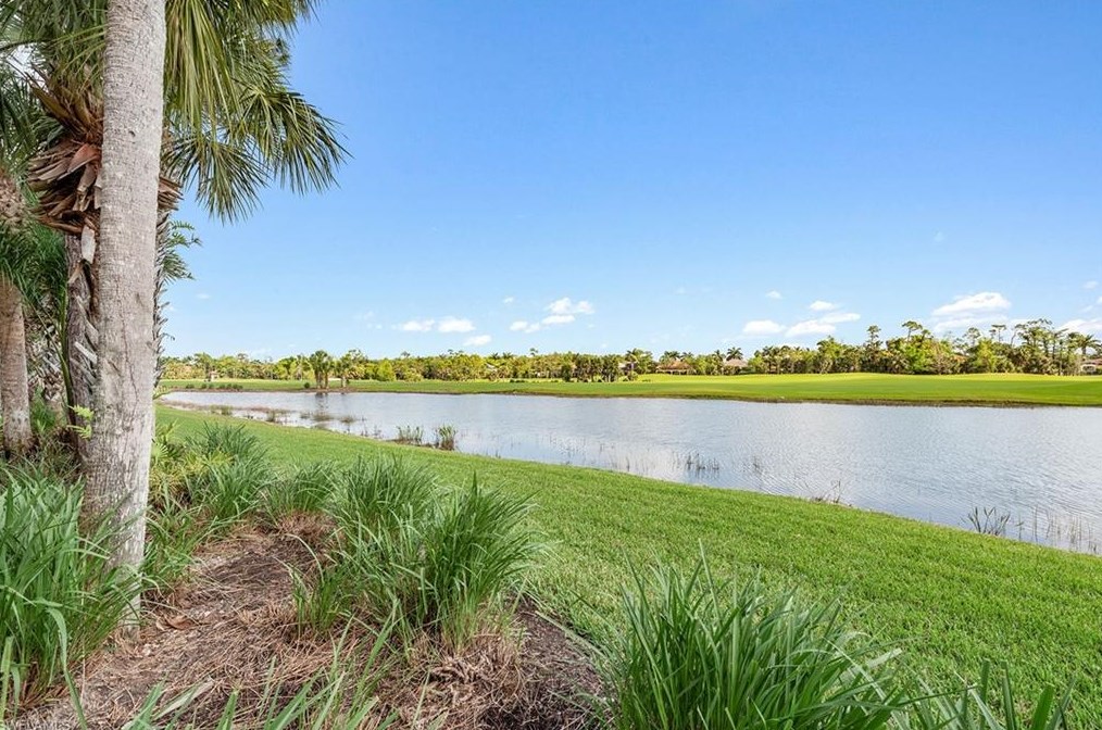 3735 Montreux Ln #104, Naples, FL 34114