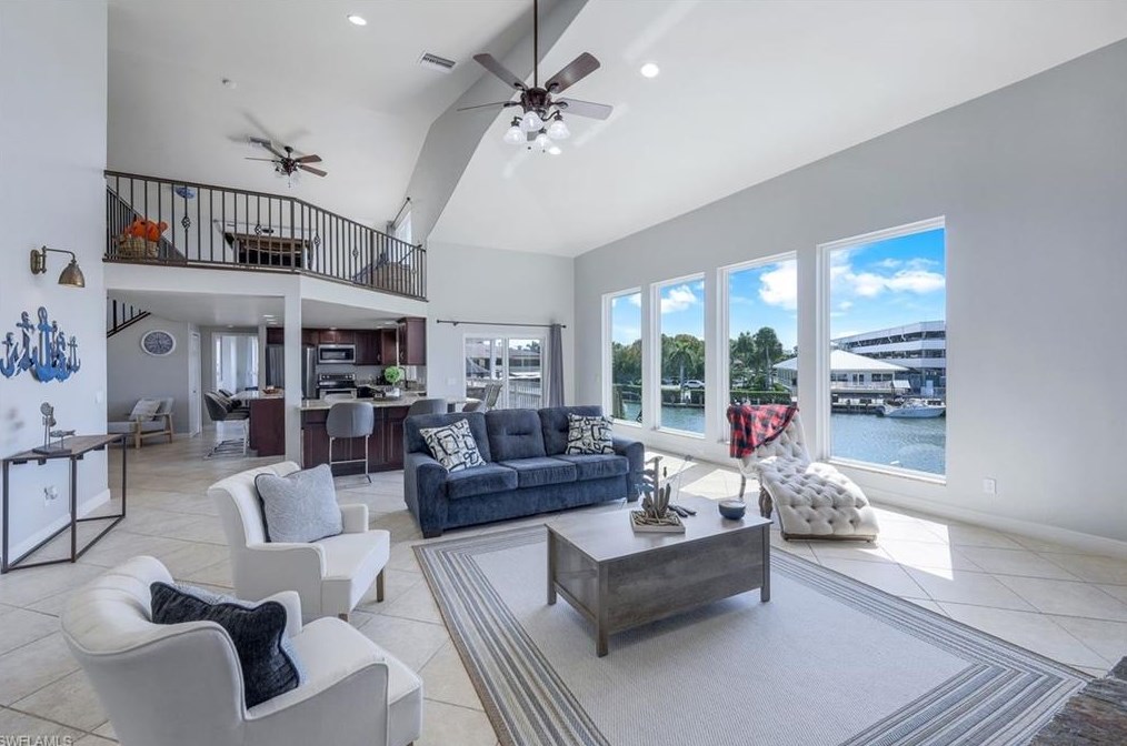 748 Rose Ct, Marco Island FL  34145-2523 exterior