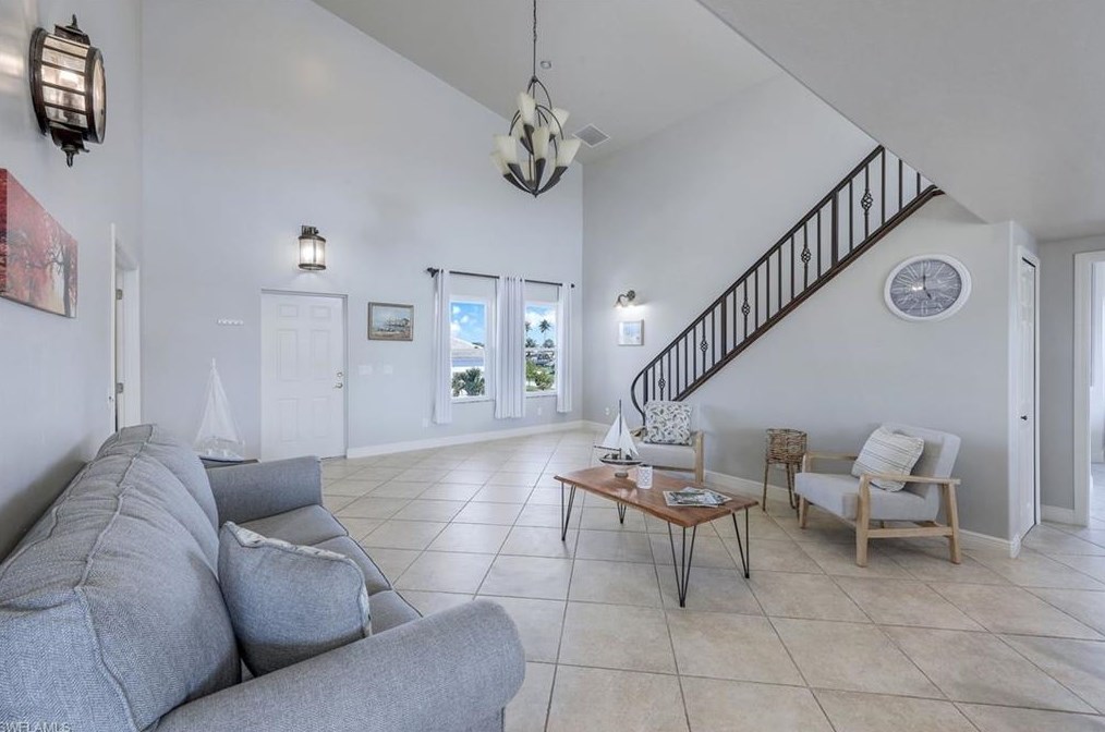 748 Rose Ct, Marco Island FL  34145-2523 exterior