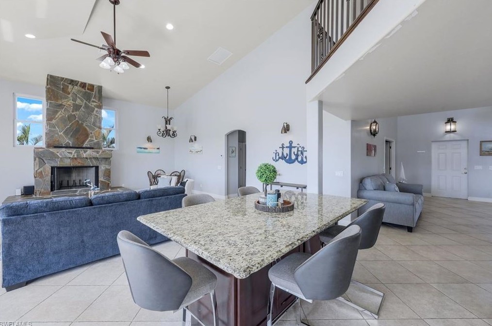 748 Rose Ct, Marco Island FL  34145-2523 exterior