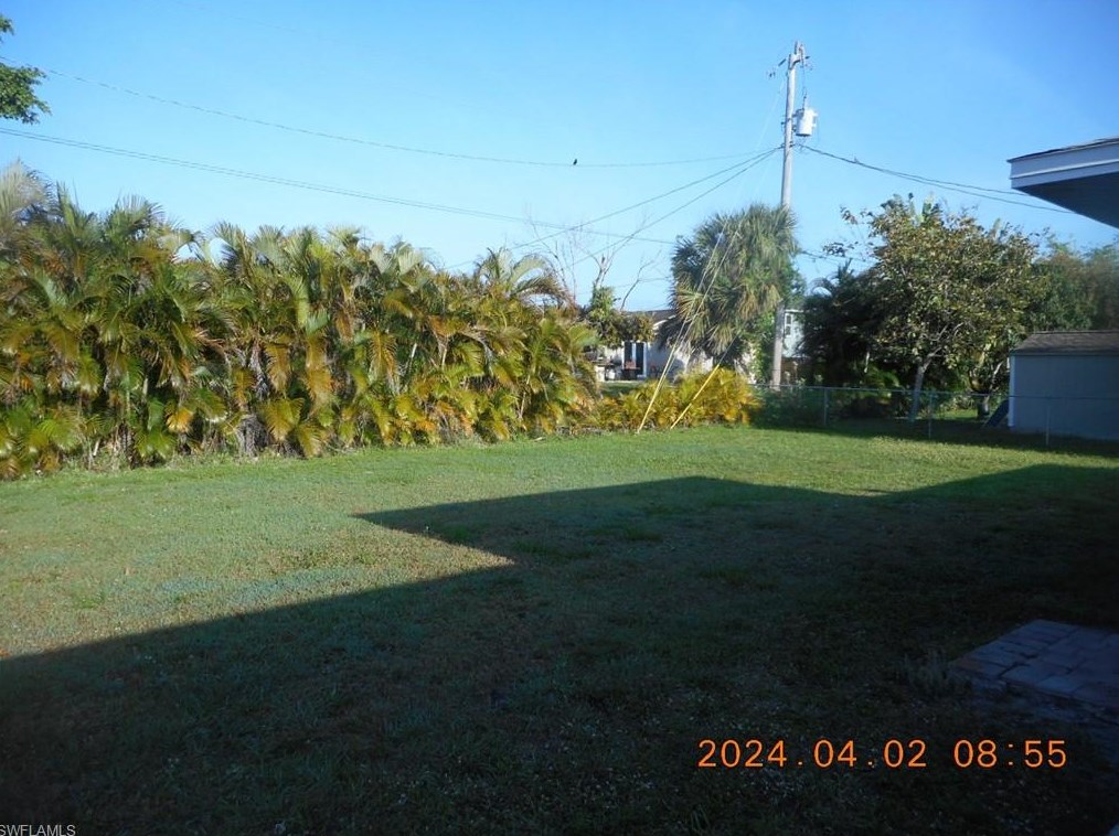 1828 2nd Pl, Cape Coral, FL 33991