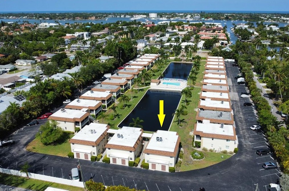 1155 Sandpiper St, Naples FL  34102-0539 exterior