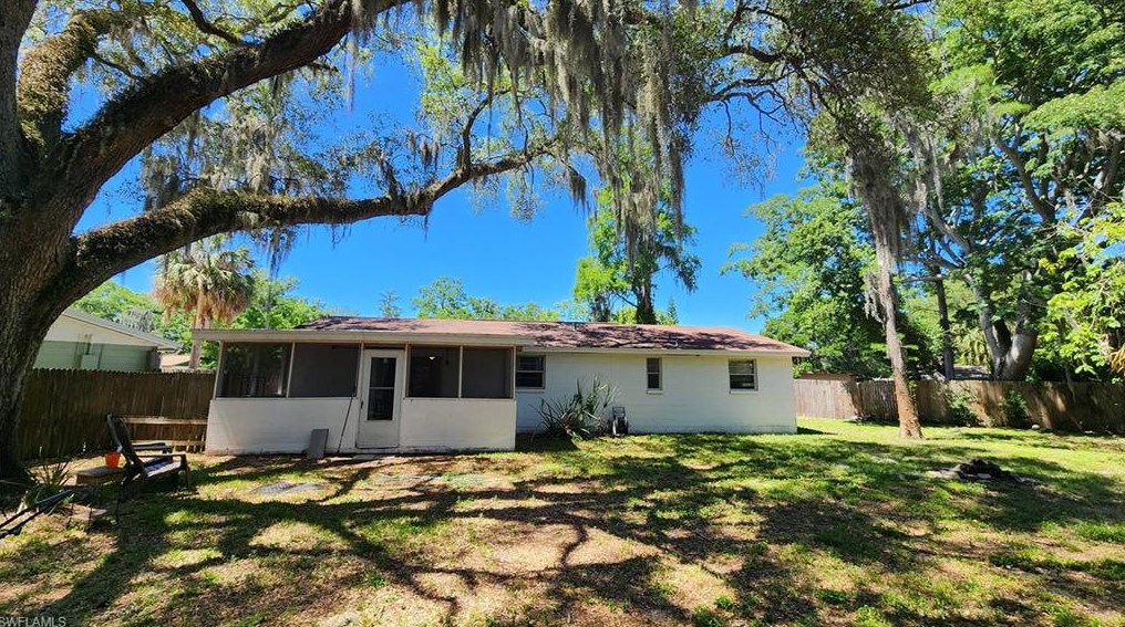 3503 Beechwood Blvd, Tampa FL 33619-1223 exterior