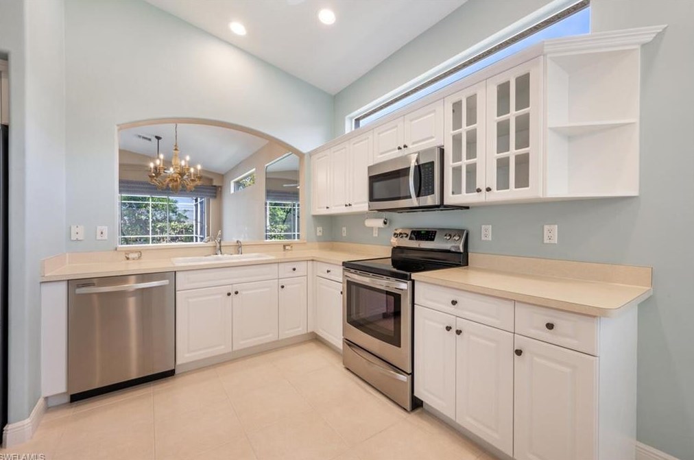 8707 Ibis Cove Cir, Naples, FL 34119