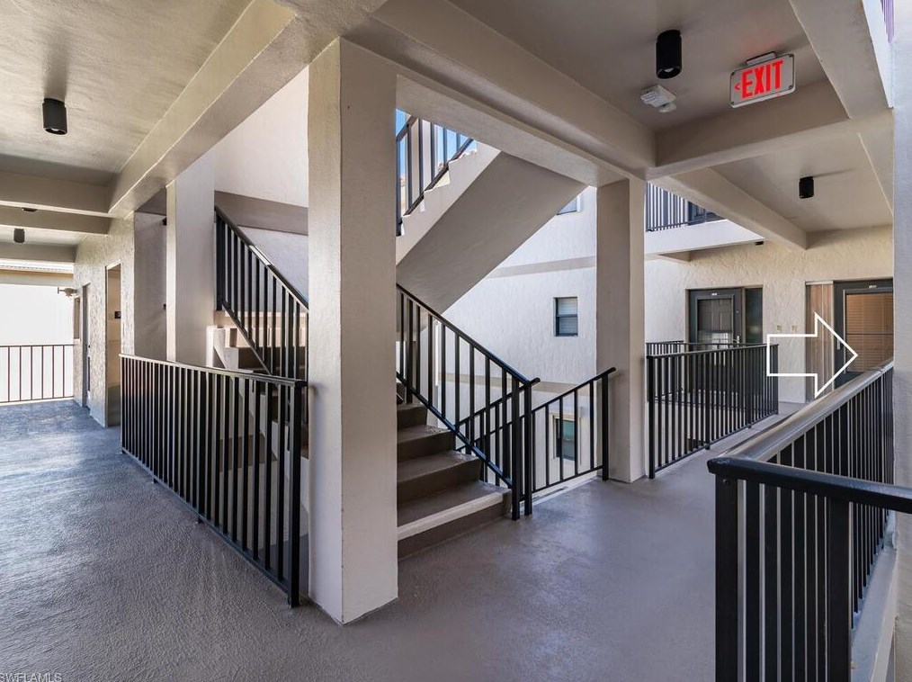 960 Swallow Ave, Marco Island FL  34145-7214 exterior