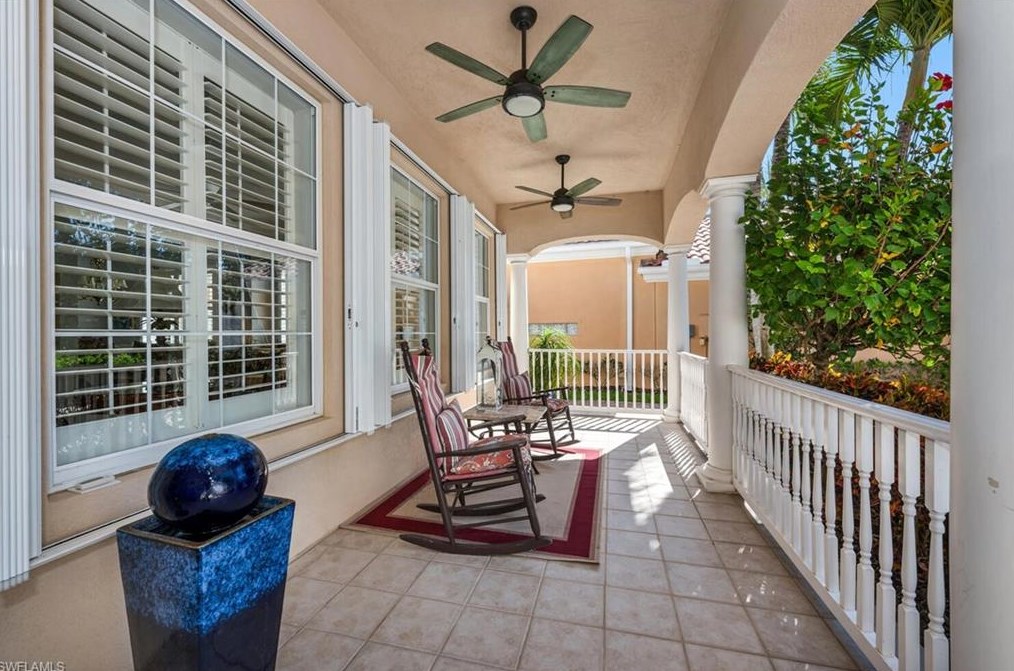 8047 Wilfredo Ct, Naples, FL 34114-2694
