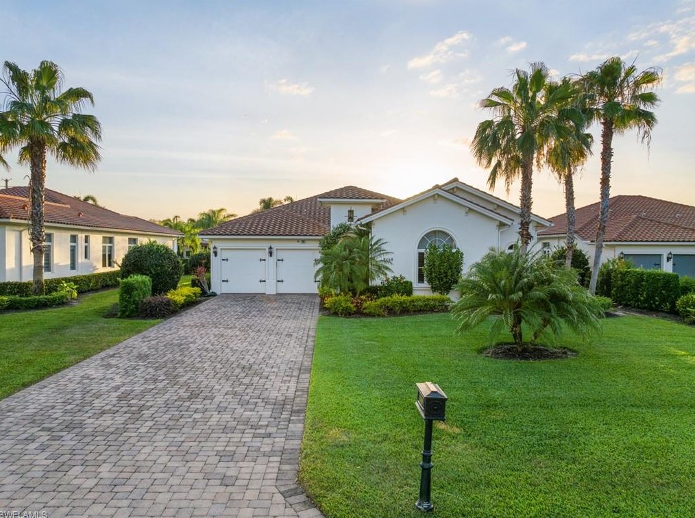 2149 Asti Ct, Naples, FL 34105-3004