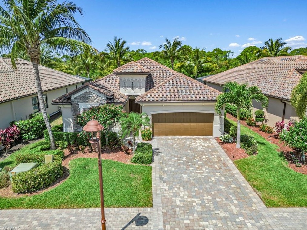 9259 Veneto Pl, Naples, FL 34113-7722