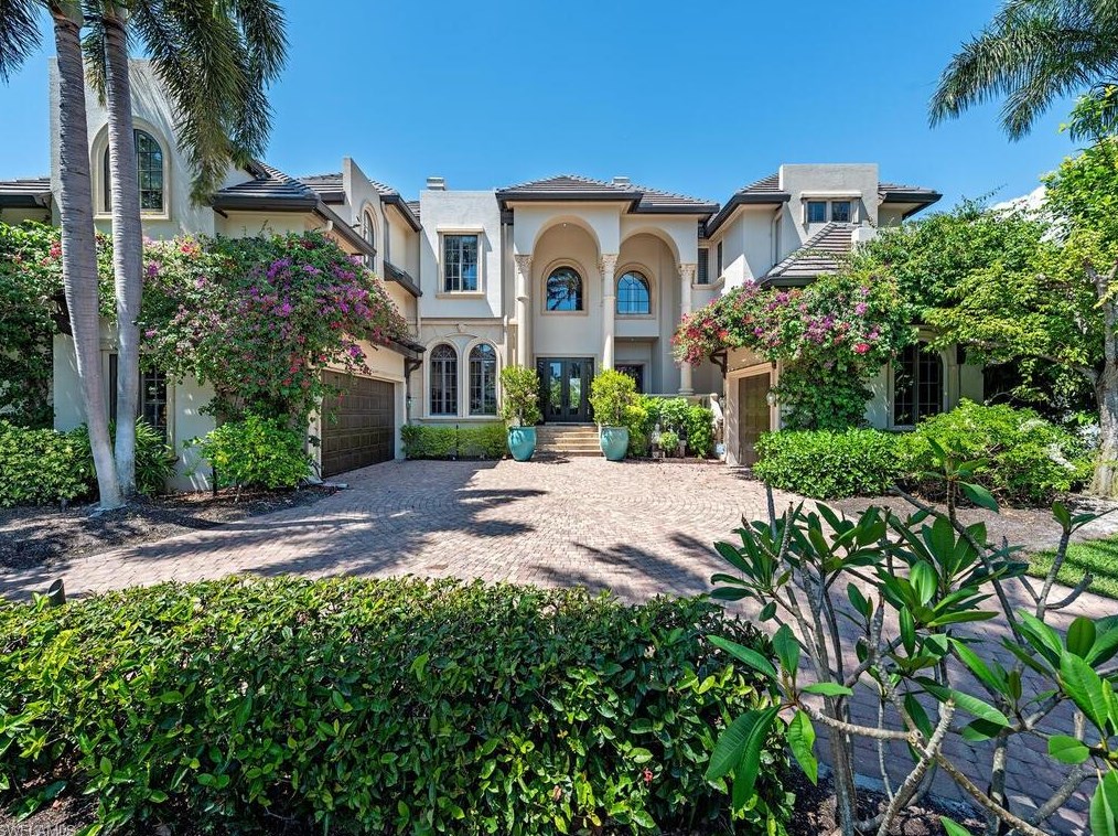 651 21st Ave, Naples, FL 34102-7609