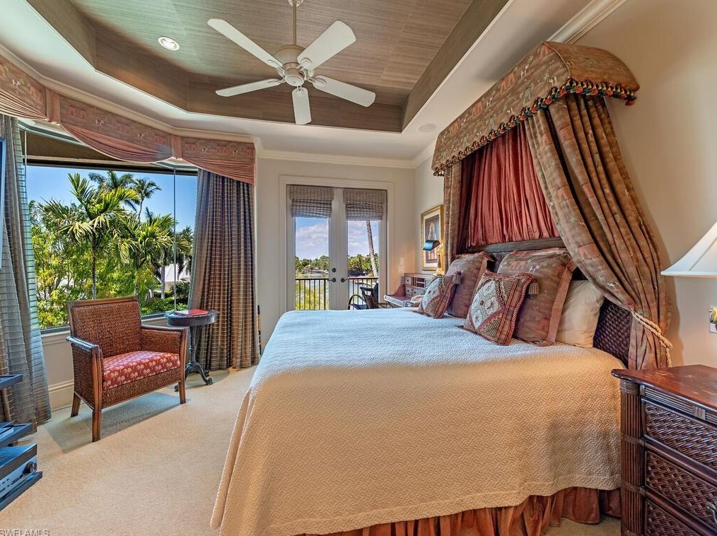 651 21 Ave, Naples FL 34116-6423 exterior