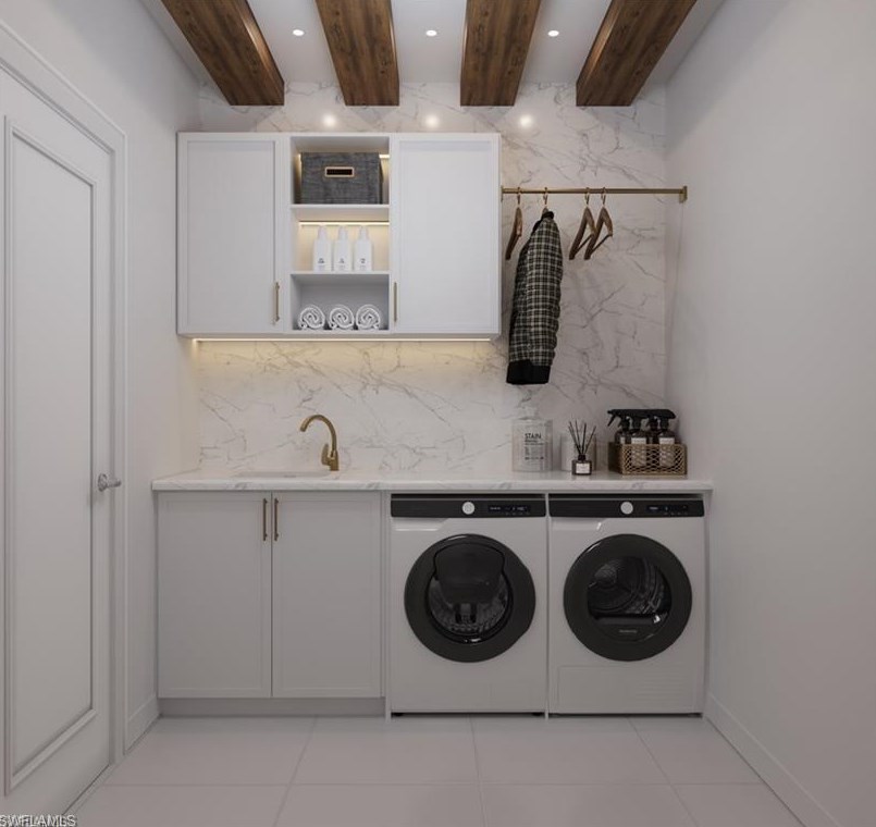 4576 68 Ave, Naples FL 34120-6451 exterior