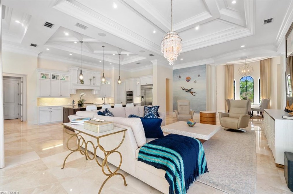 4265 Deephaven Ln, Naples FL 34119-8616 exterior