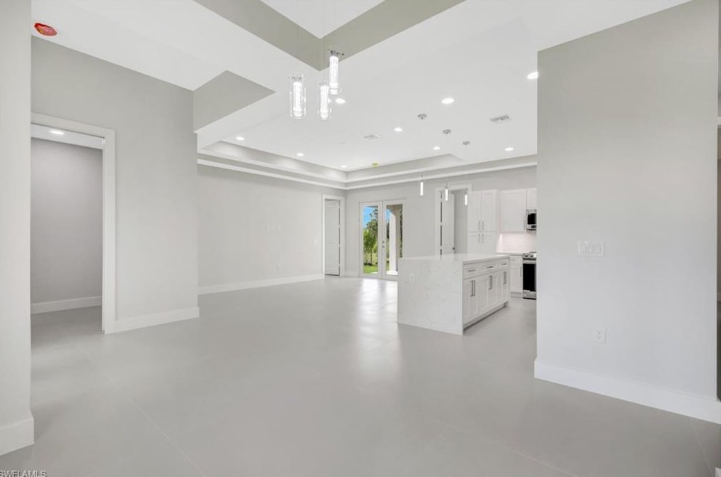 2621 20th Ave, Naples FL  34117-4550 exterior