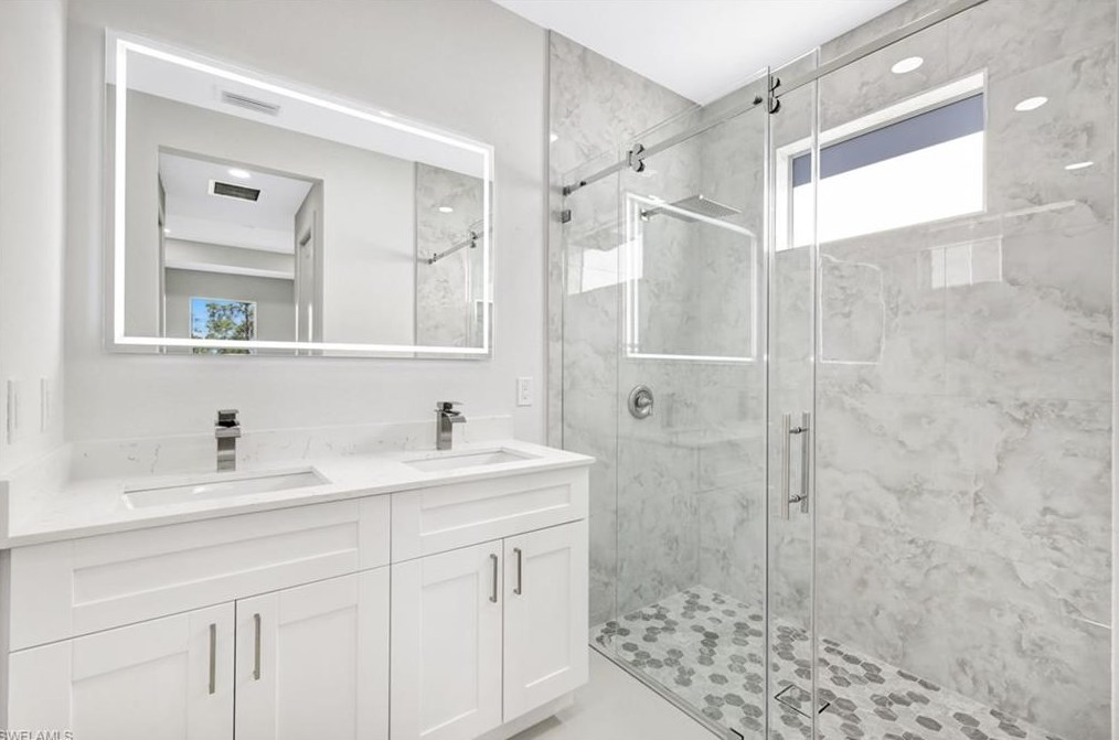 2621 20th Ave, Naples FL  34117-4550 exterior