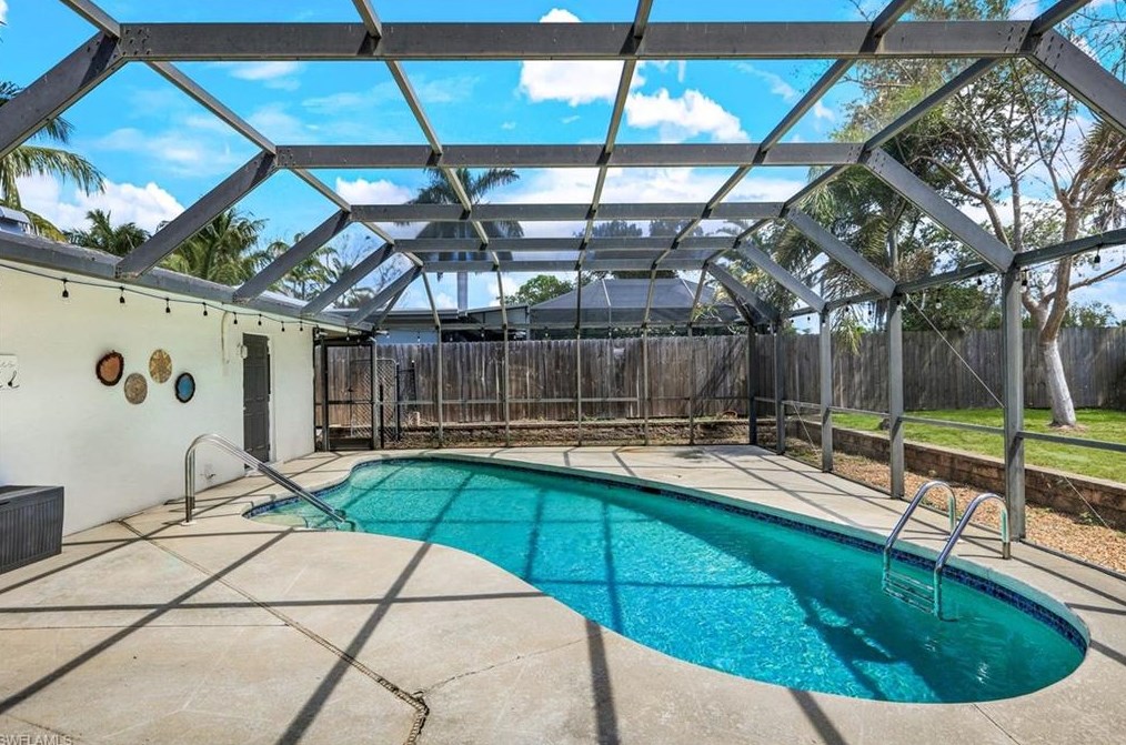 79 Constitution Dr, Naples, FL 34112-7309