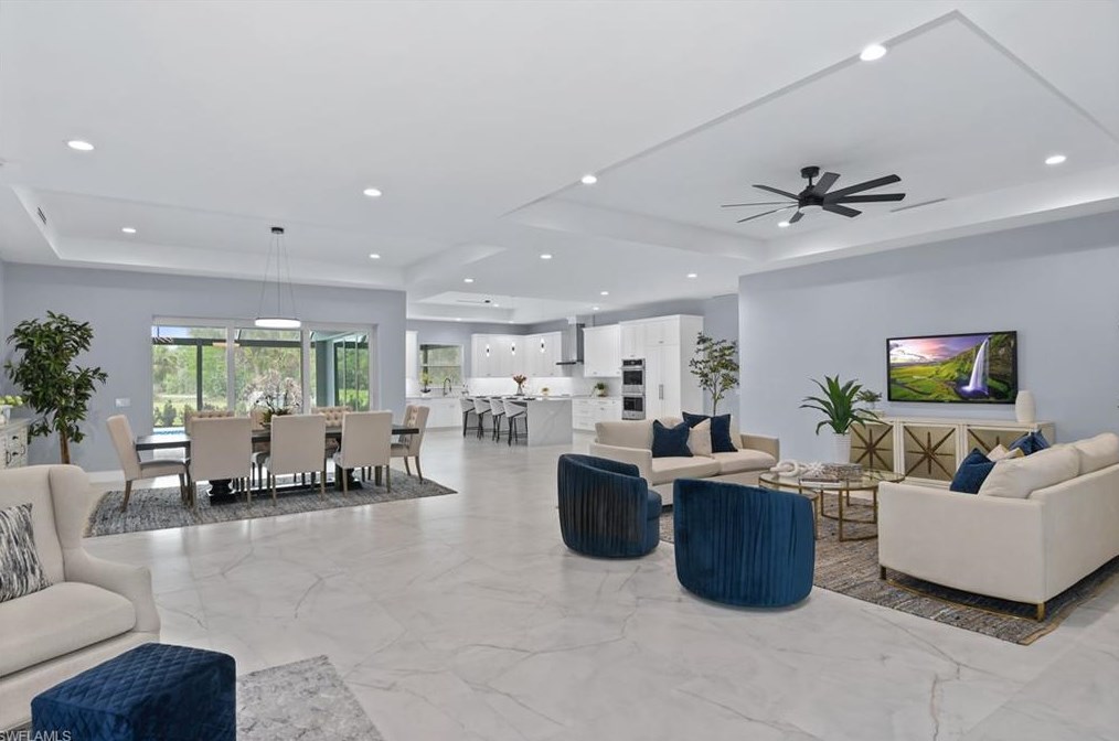 835 11th St, Naples FL  34117-2286 exterior
