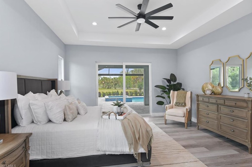 835 11th St, Naples FL  34117-2286 exterior