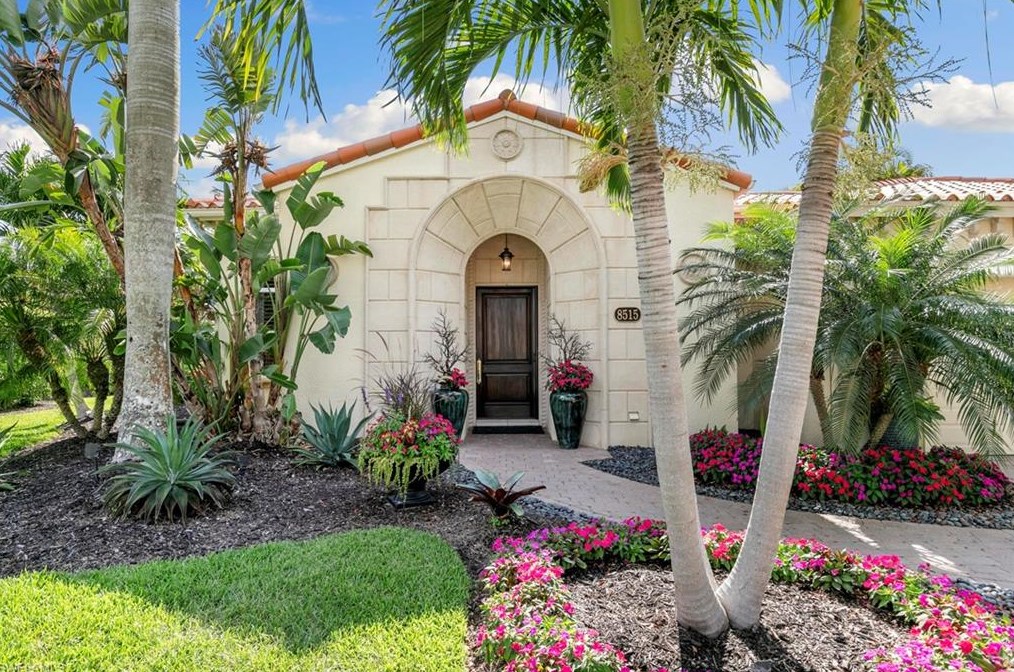 8515 Bellagio Dr, Naples, FL 34114