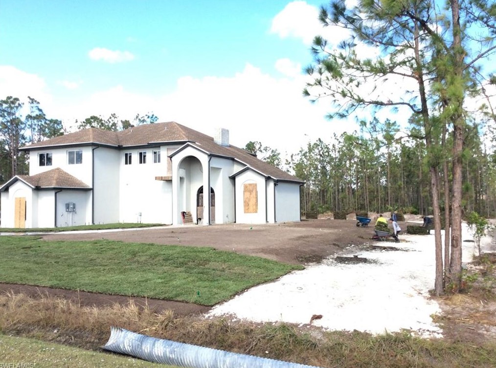 2665 Oil Well Rd, Naples, FL 34120-4589