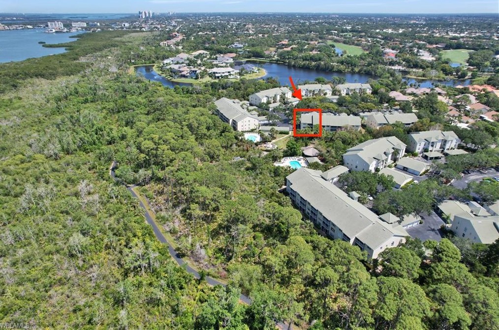 15475 Cedarwood Ln, Naples FL  34110-8026 exterior