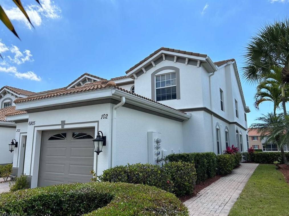 6805 Sterling Greens Dr, Naples, FL 34104-5727