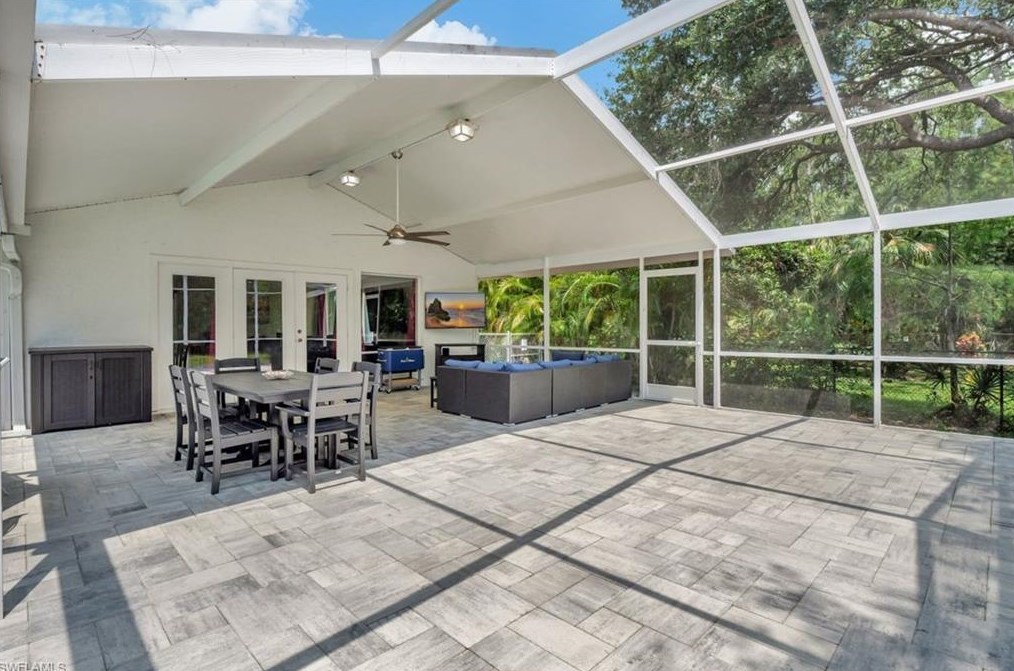 2720 68 St, Naples FL 34105-7225 exterior