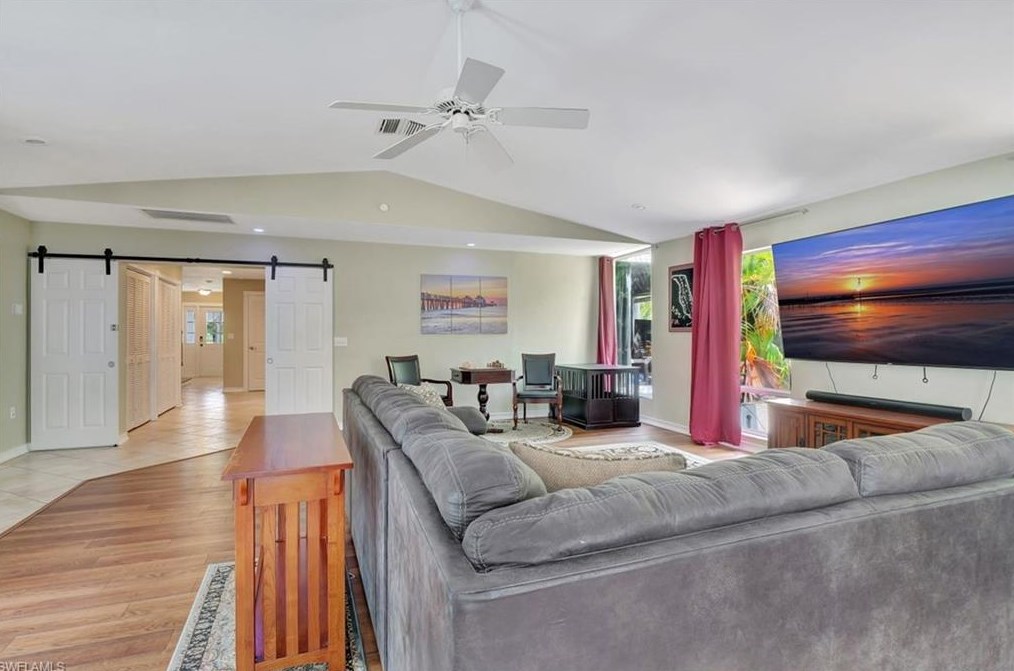 2720 68 St, Naples FL 34105-7225 exterior