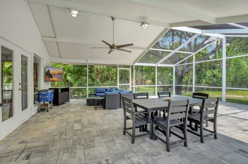 2720 68 St, Naples FL 34105-7225 exterior