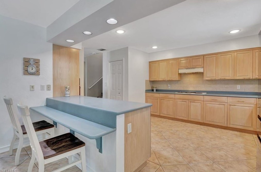 2720 68 St, Naples FL 34105-7225 exterior