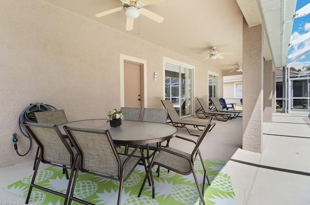 5658 Lago Villaggio Way, Naples FL 34104-5742 exterior