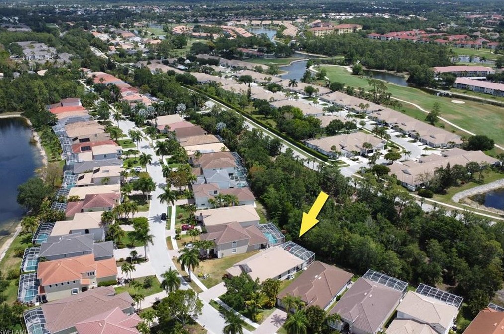 5658 Lago Villaggio Way, Naples FL 34104-5742 exterior